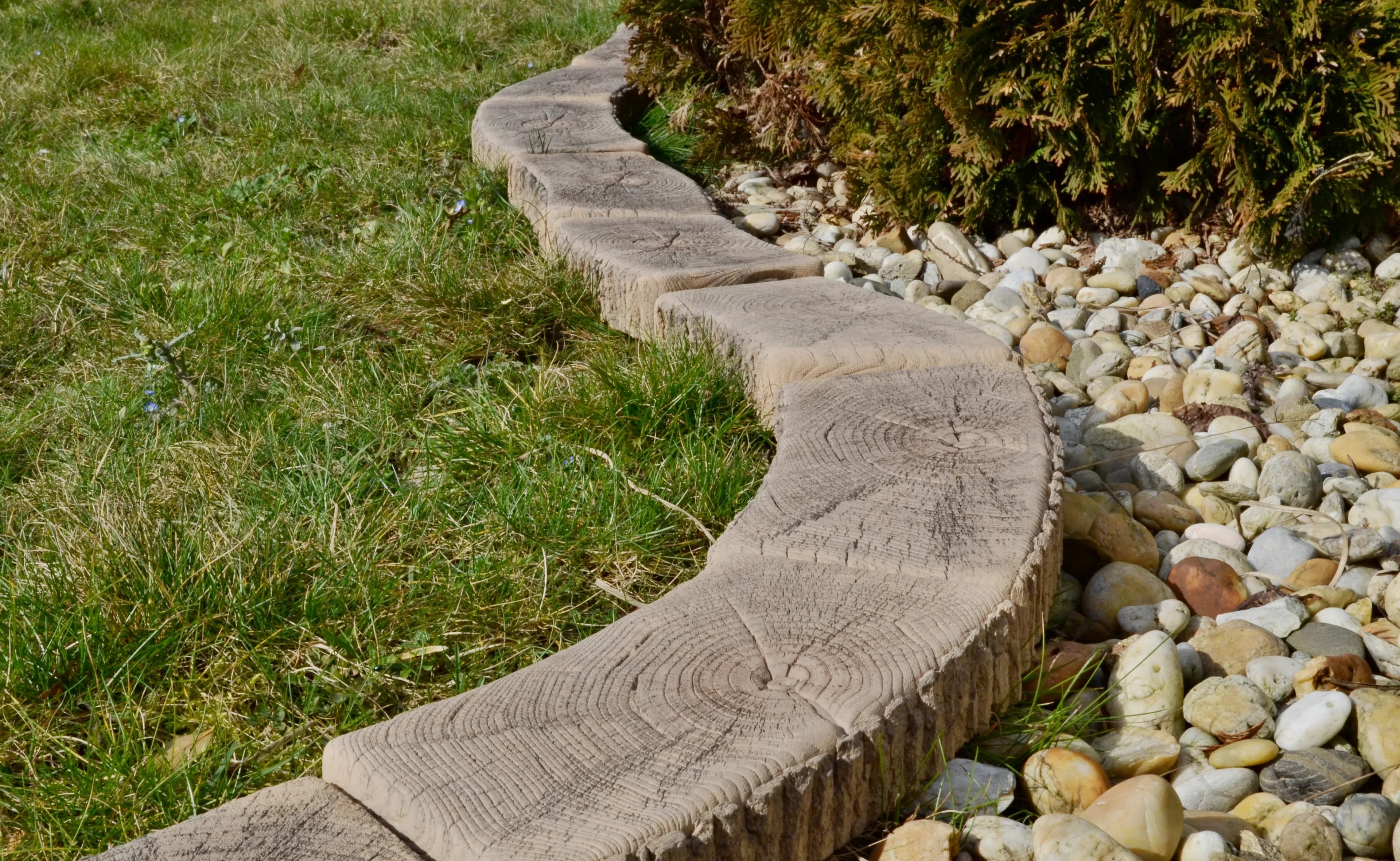 Pokládka DLAŽBY a OBRUBY Decorstone Dřevo