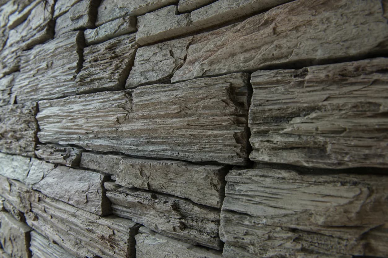 EXCLUSIVE Bridlica hradná forest