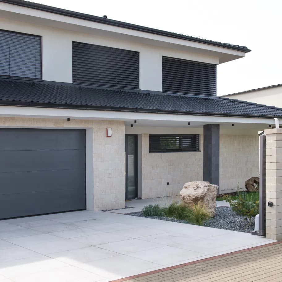 Travertín Rímsky čierny